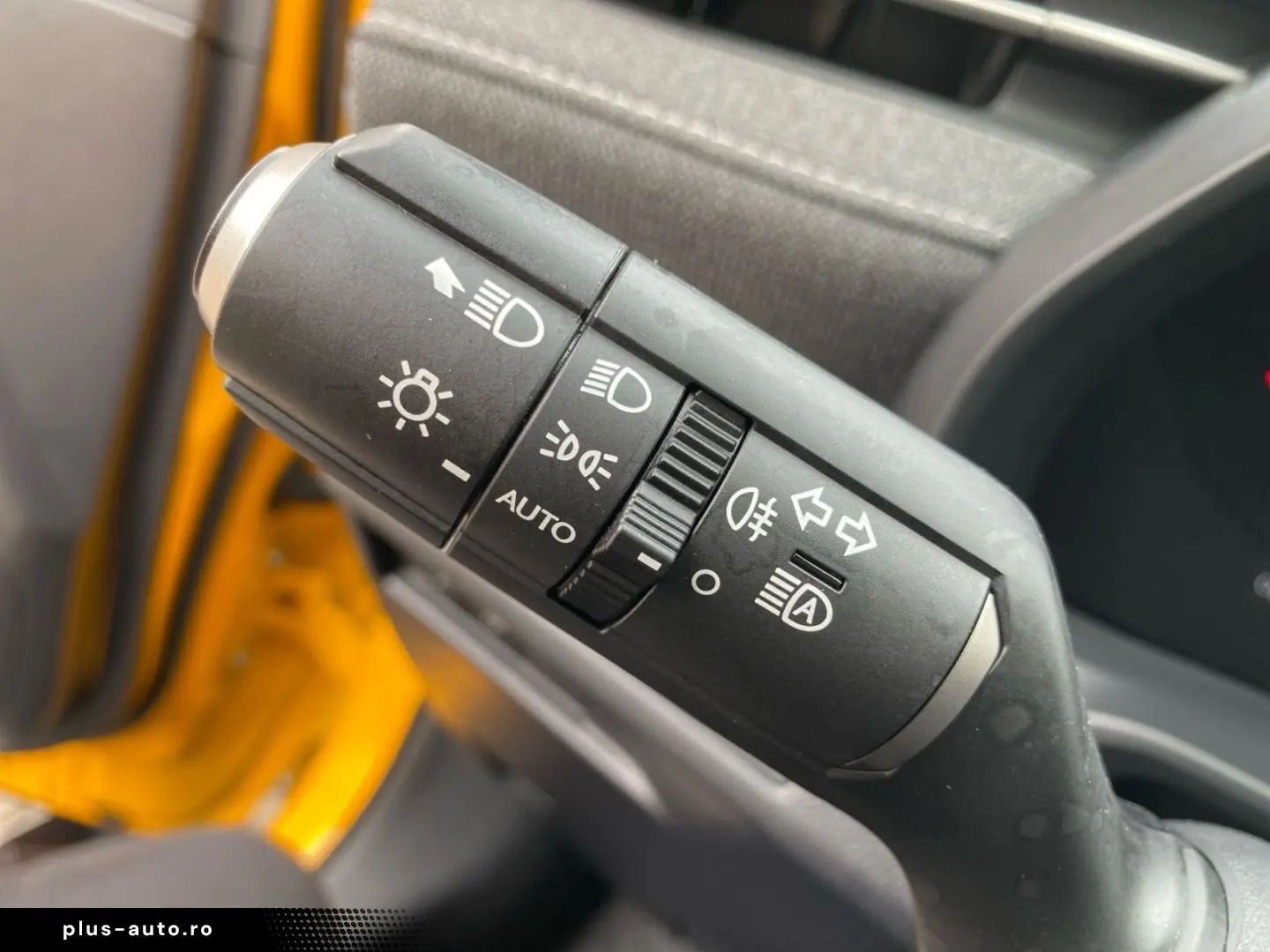 LEXUS LBX FWD  LED SHZ CarPlay Kamera SmartKey ACC PDC