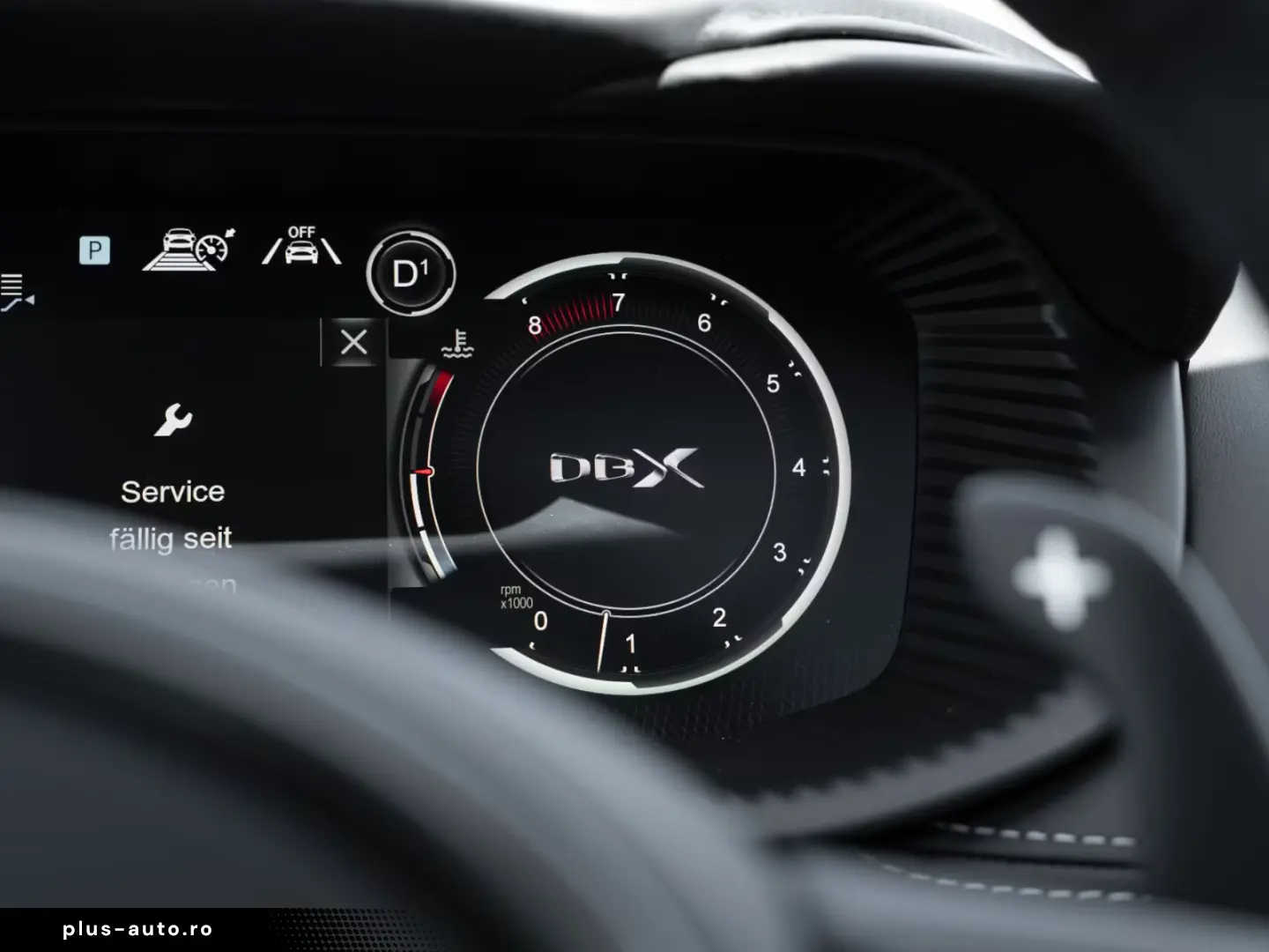 Aston Martin DBX707   Remote Park Heat   Gloss Black Package