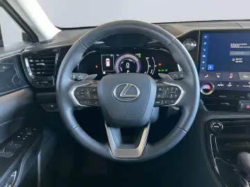 LEXUS NX 450h  E-FOUR Business Line  LED 360  ACC Navi