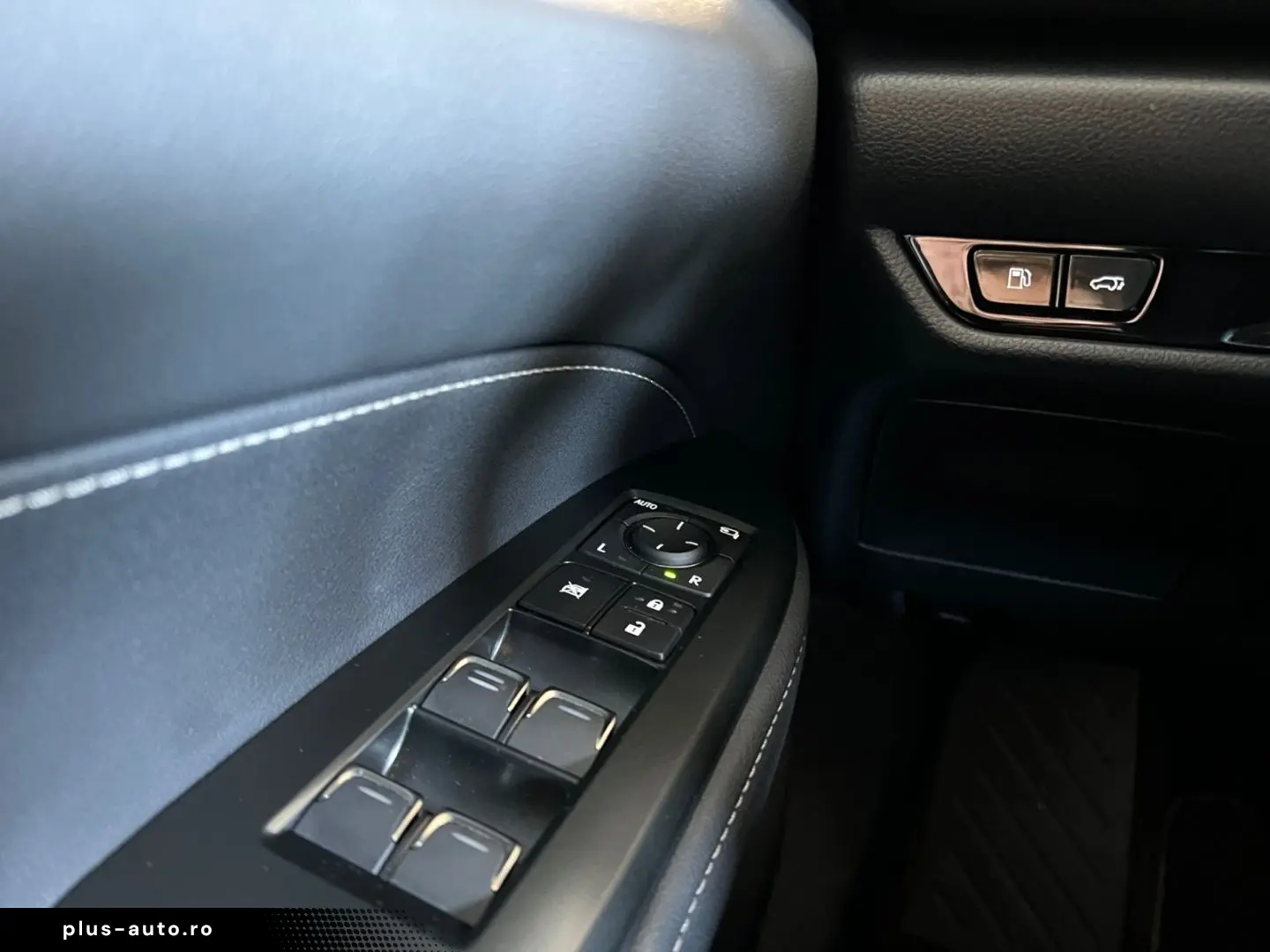 LEXUS NX 450h  E-FOUR Business Line  LED 360  ACC Navi