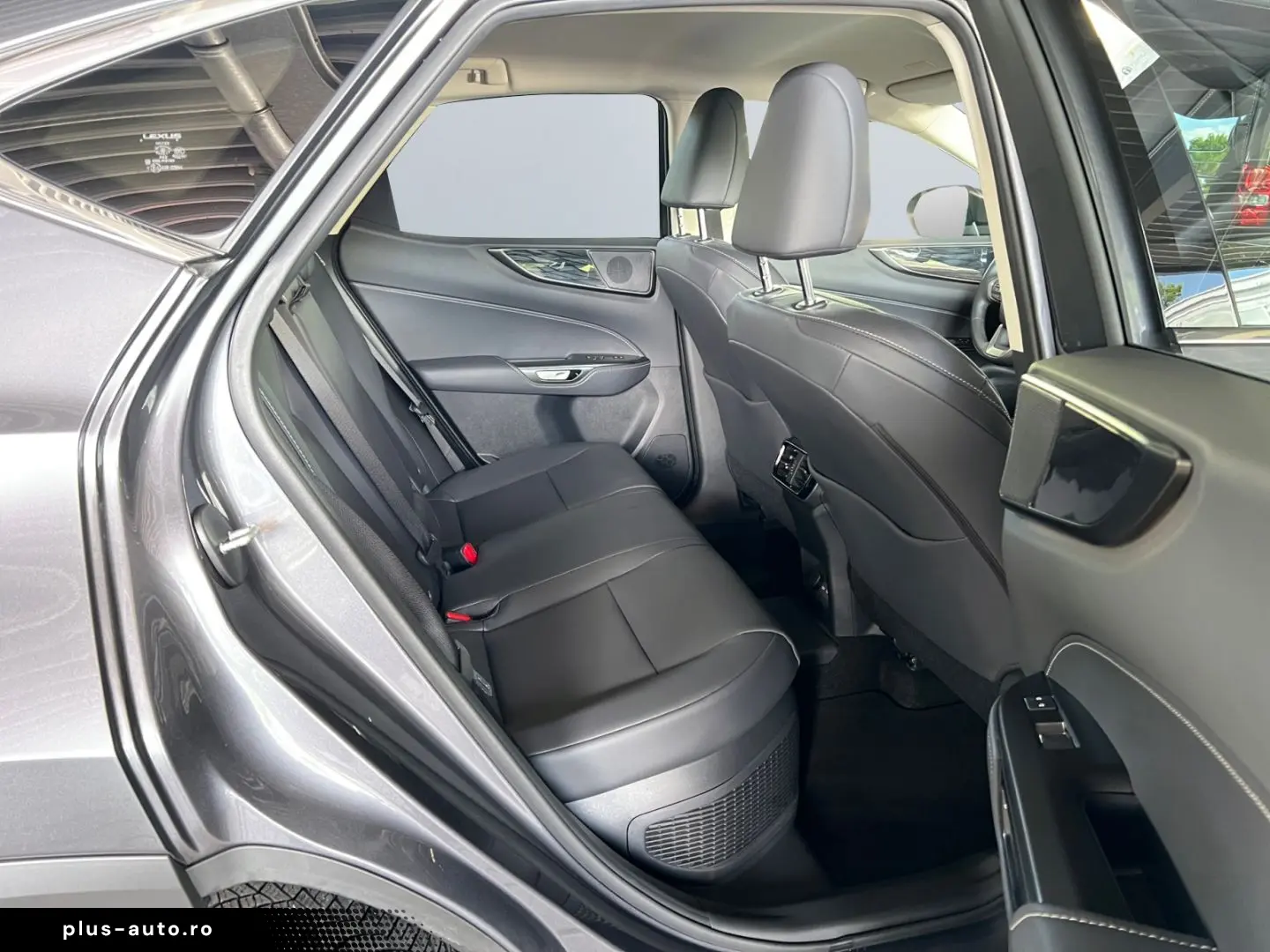 LEXUS NX 450h  E-FOUR Business  Bi-LED RCam el. Sitze
