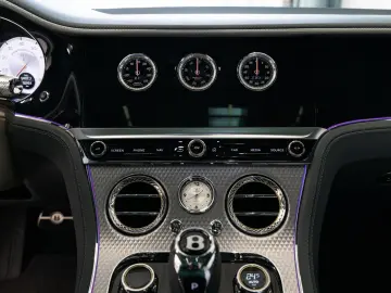 BENTLEY Continental GT MULLINER V8  CarbonStyling