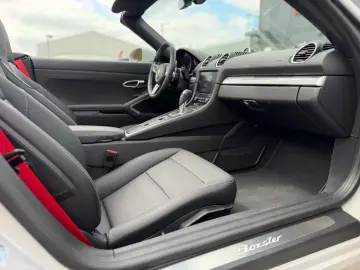 Porsche Boxster 718 Style Edition CHRONO KREIDE SITZB