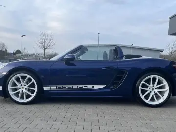 Porsche Boxster Style Edition  Bose Sport exhaust system