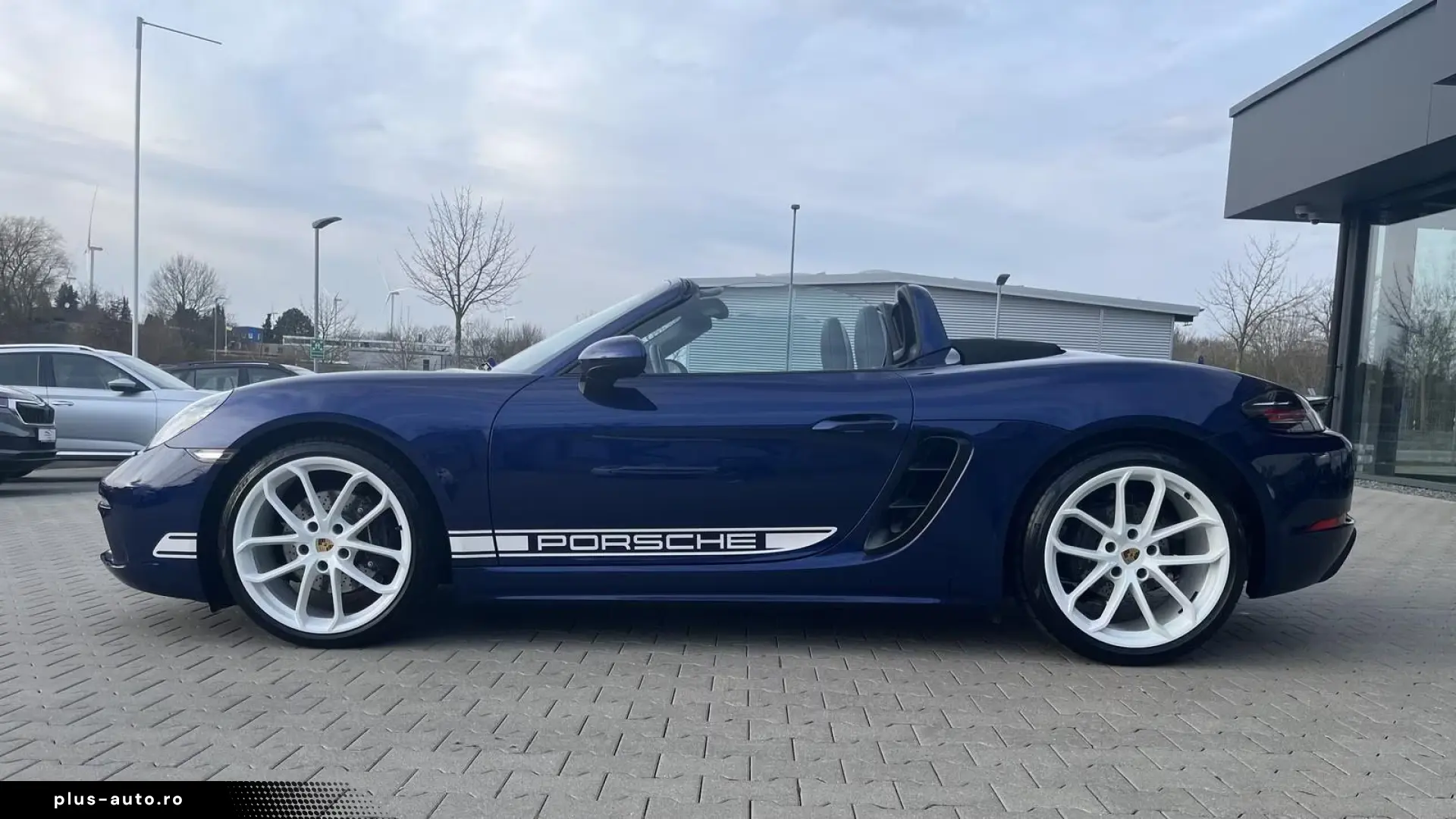 Porsche Boxster Style Edition  Bose Sport exhaust system