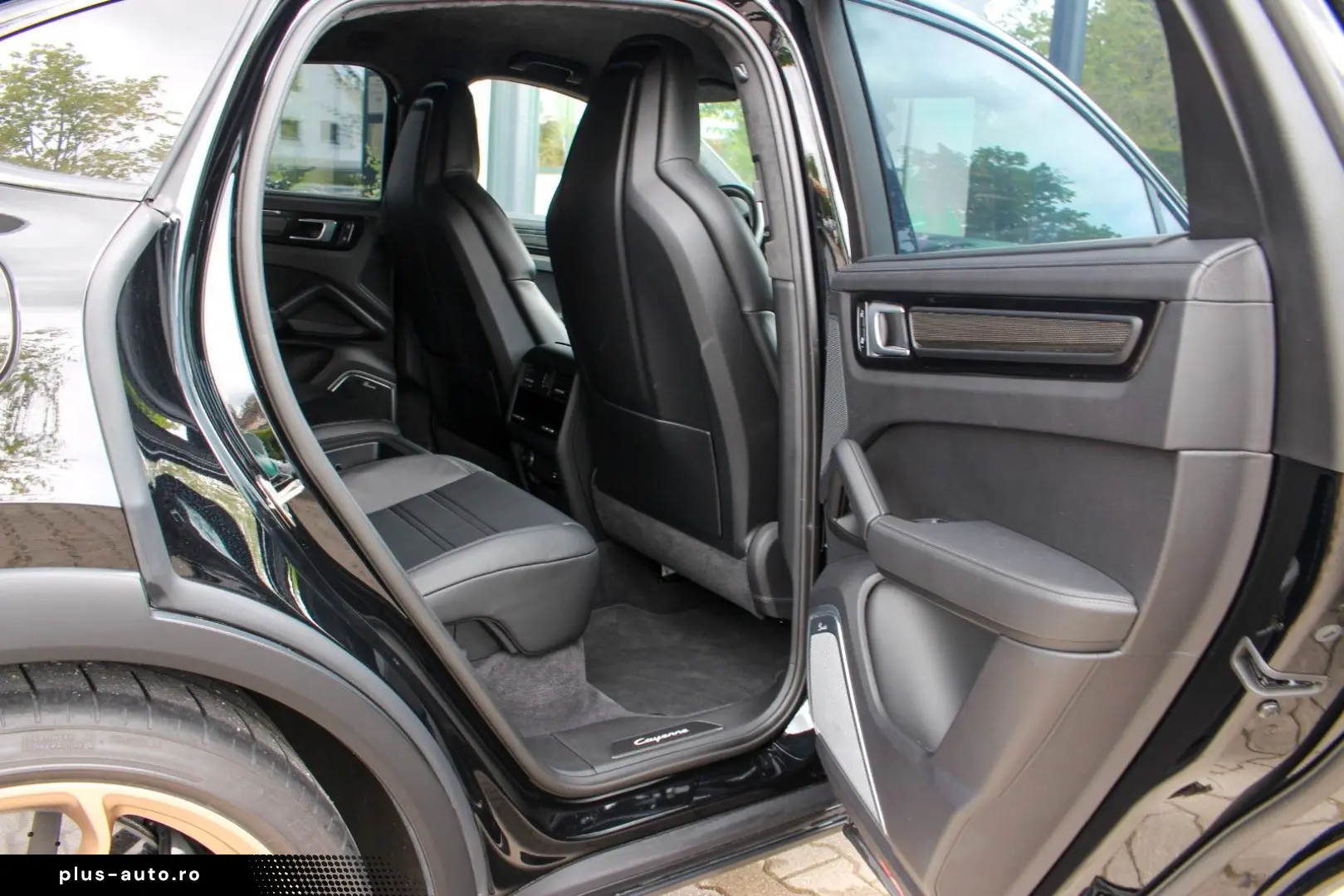 PORSCHE Cayenne Turbo GT  APPROVED  BURMESTER  CARBON