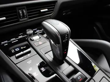 PORSCHE Cayenne Turbo GT  APPROVED  BURMESTER  CARBON