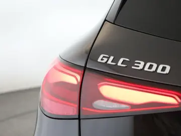 MERCEDES-BENZ GLC 300 4M AMG DIGITAL Pano HUD 360