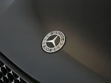 MERCEDES-BENZ GLC 300 4M AMG DIGITAL Pano HUD 360