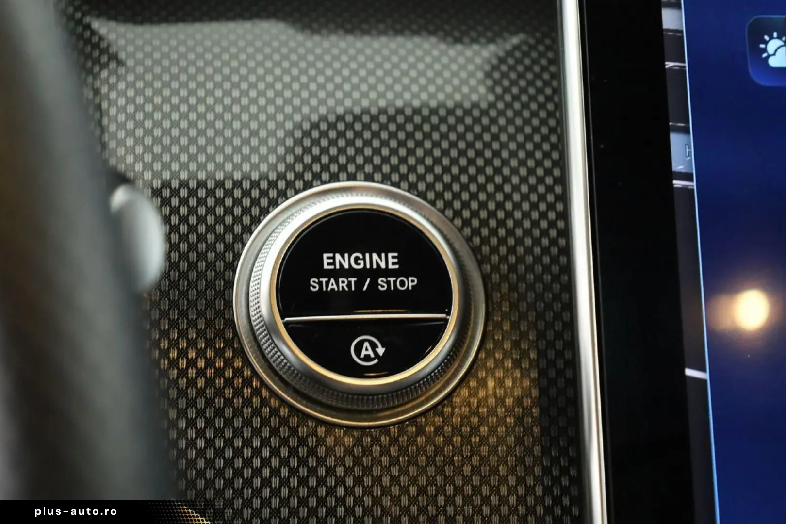 MERCEDES-BENZ GLC 300 4M AMG DIGITAL Pano HUD 360