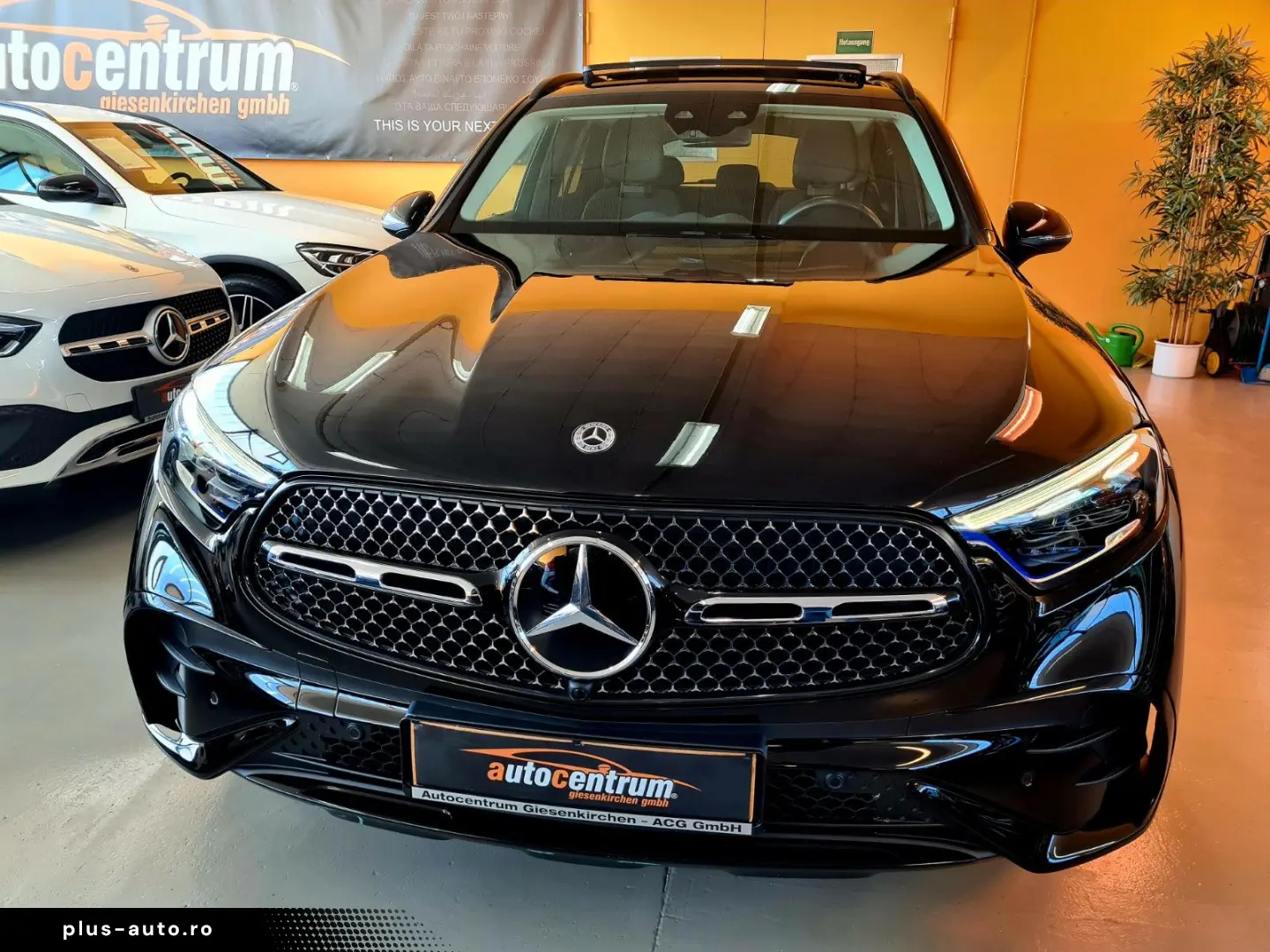 MERCEDES-BENZ GLC 200 4M AMG Night Pano ACC  Mem Digit AHK