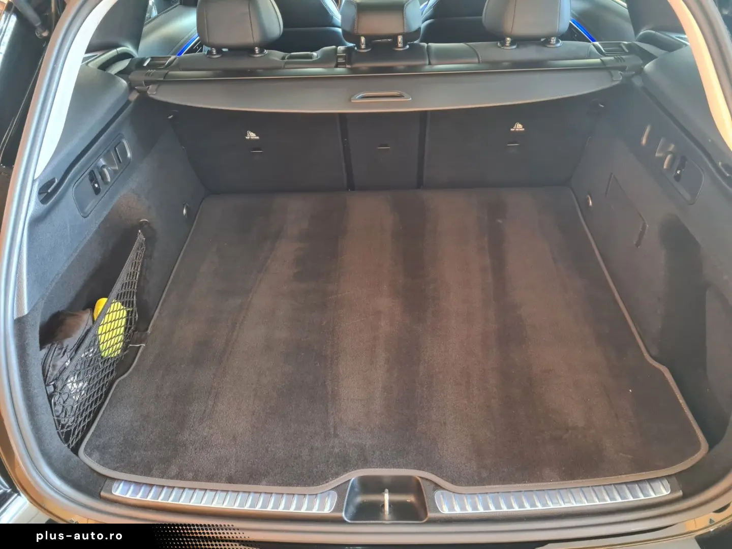MERCEDES-BENZ GLC 200 4M AMG Night Pano ACC  Mem Digit AHK
