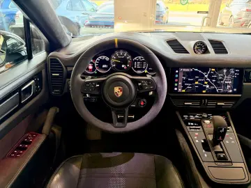 PORSCHE Cayenne Turbo GT ACC   HeadUp   22Zoll   Keyless