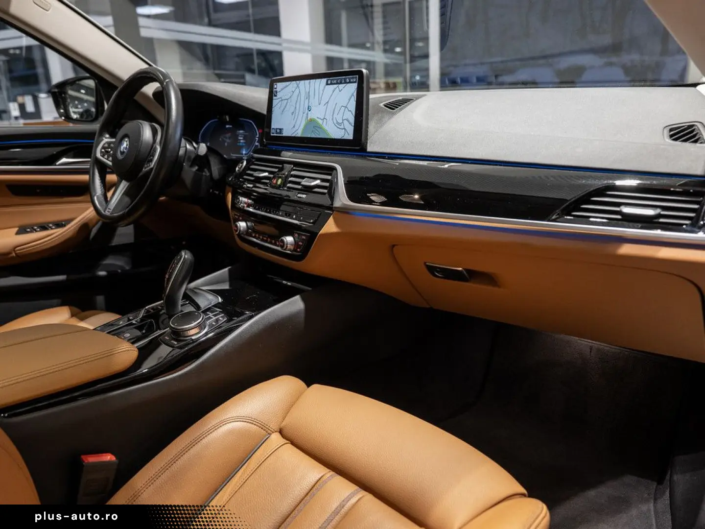 BMW 530e xDrive AHK HUD LED ACC W-LAN NAVI HGSD H K