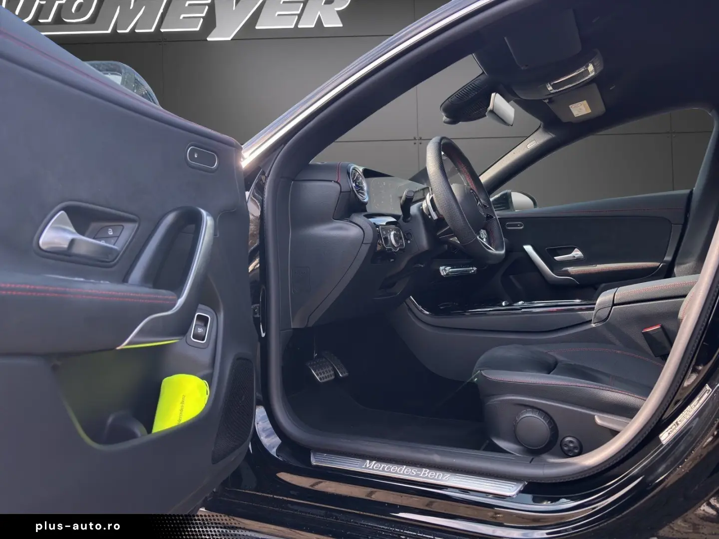 MERCEDES-BENZ CLA 250 4M AMG PREMIUM  KEYLESS KAM AMB