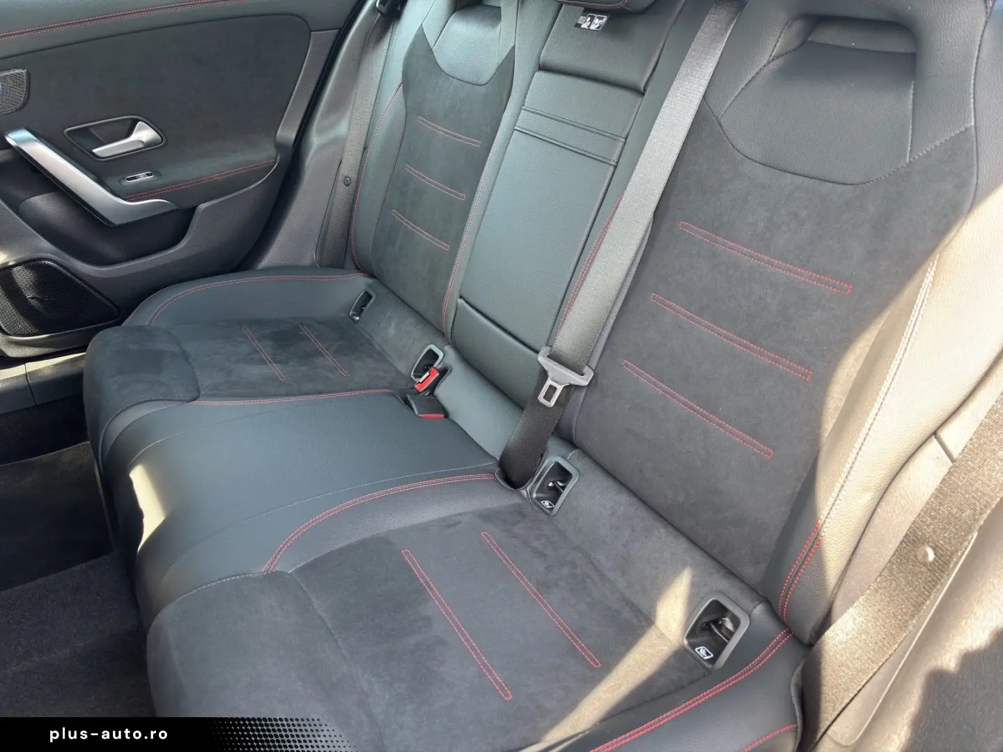 MERCEDES-BENZ CLA 250 4M AMG PREMIUM  KEYLESS KAM AMB