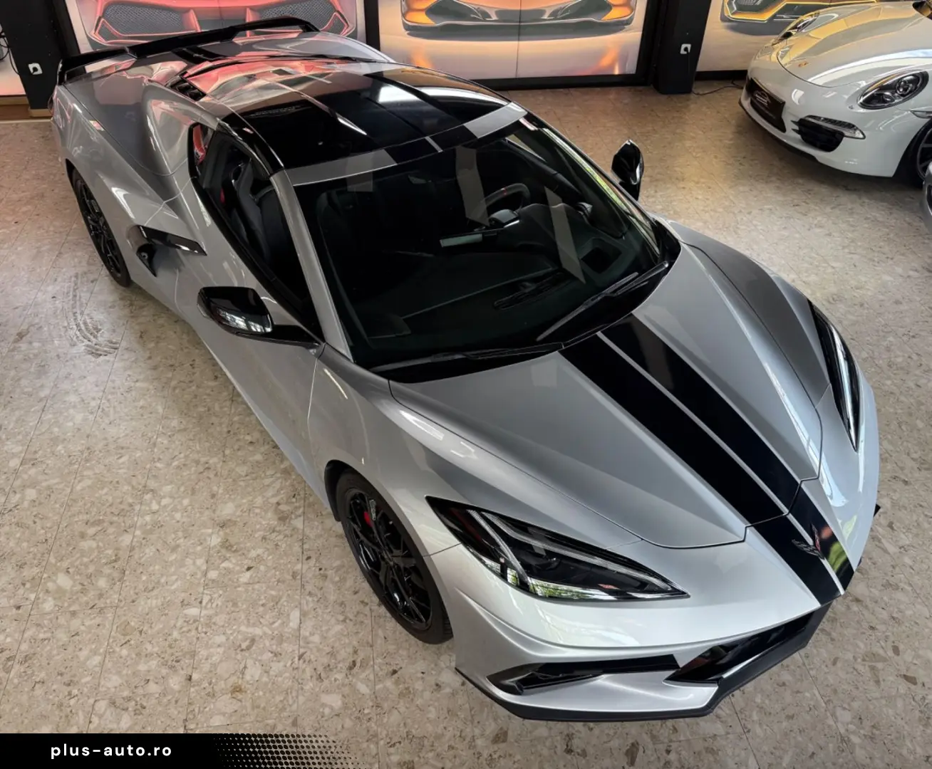 CORVETTE C8 Stingray Coupe Targa 3 LT  UNFALLFREI  17TKM