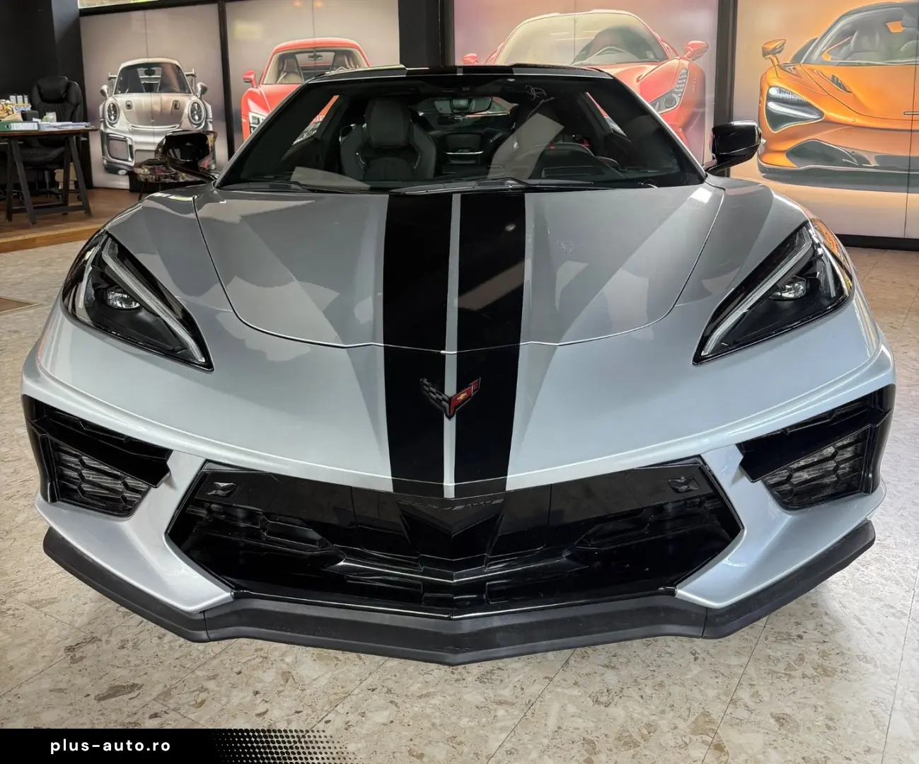 CORVETTE C8 Stingray Coupe Targa 3 LT  UNFALLFREI  17TKM