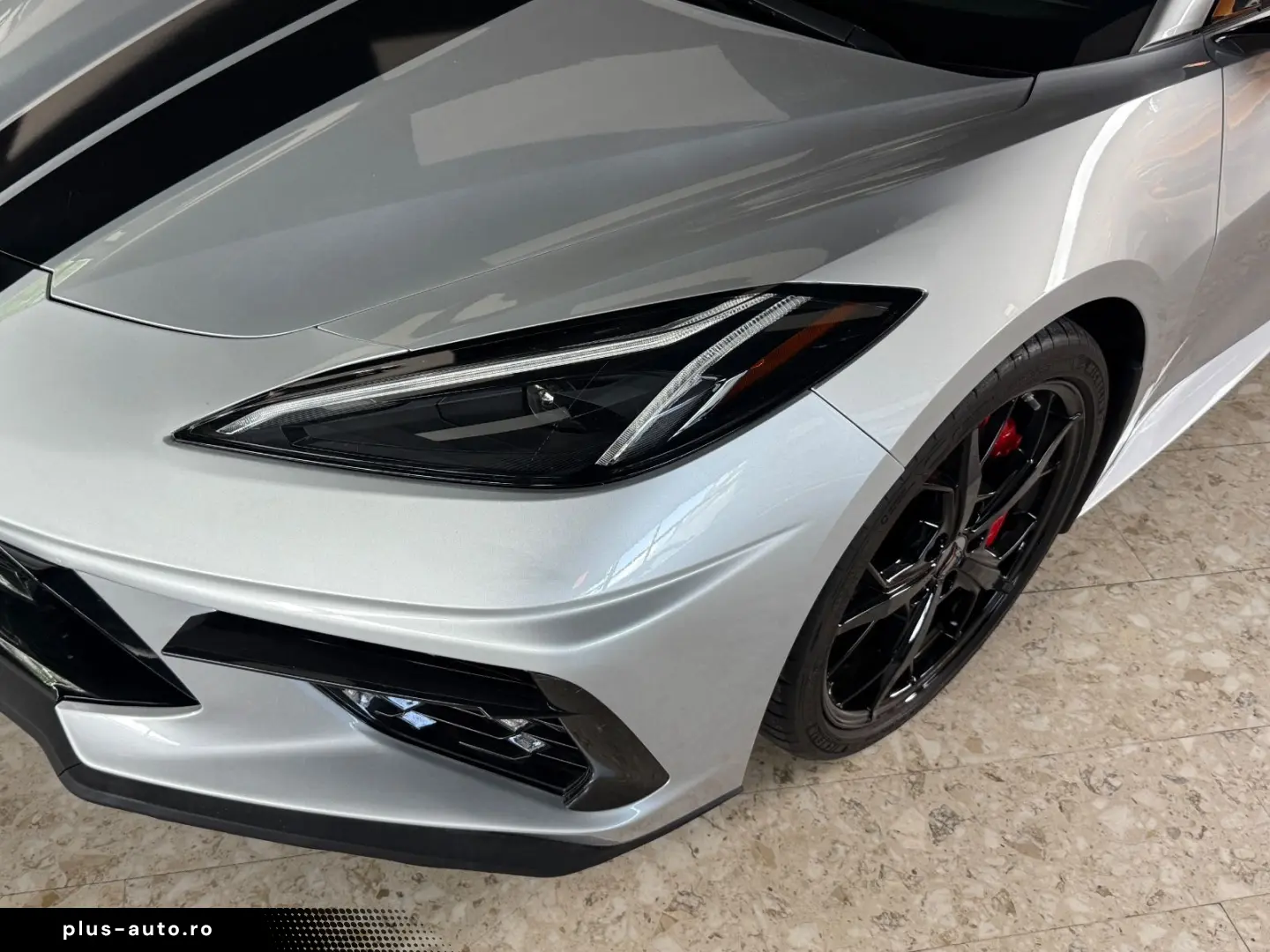 CORVETTE C8 Stingray Coupe Targa 3 LT  UNFALLFREI  17TKM
