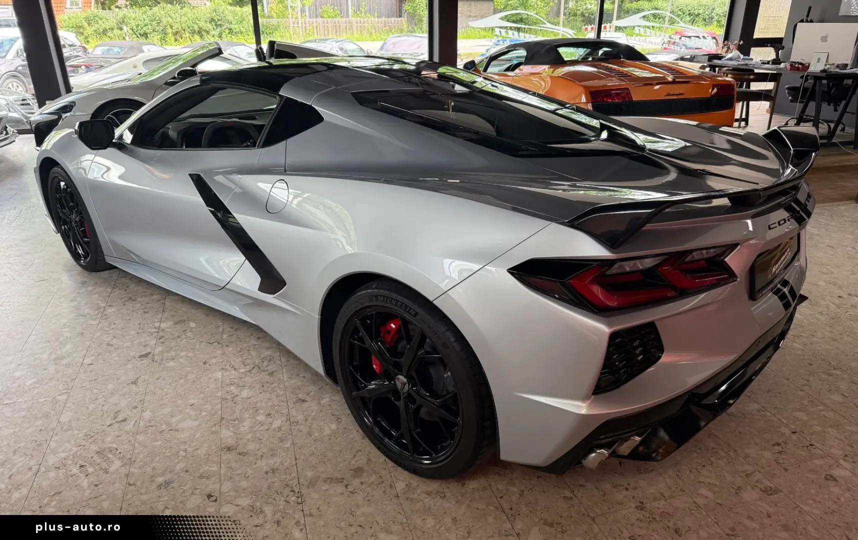 CORVETTE C8 Stingray Coupe Targa 3 LT  UNFALLFREI  17TKM