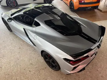 CORVETTE C8 Stingray Coupe Targa 3 LT  UNFALLFREI  17TKM