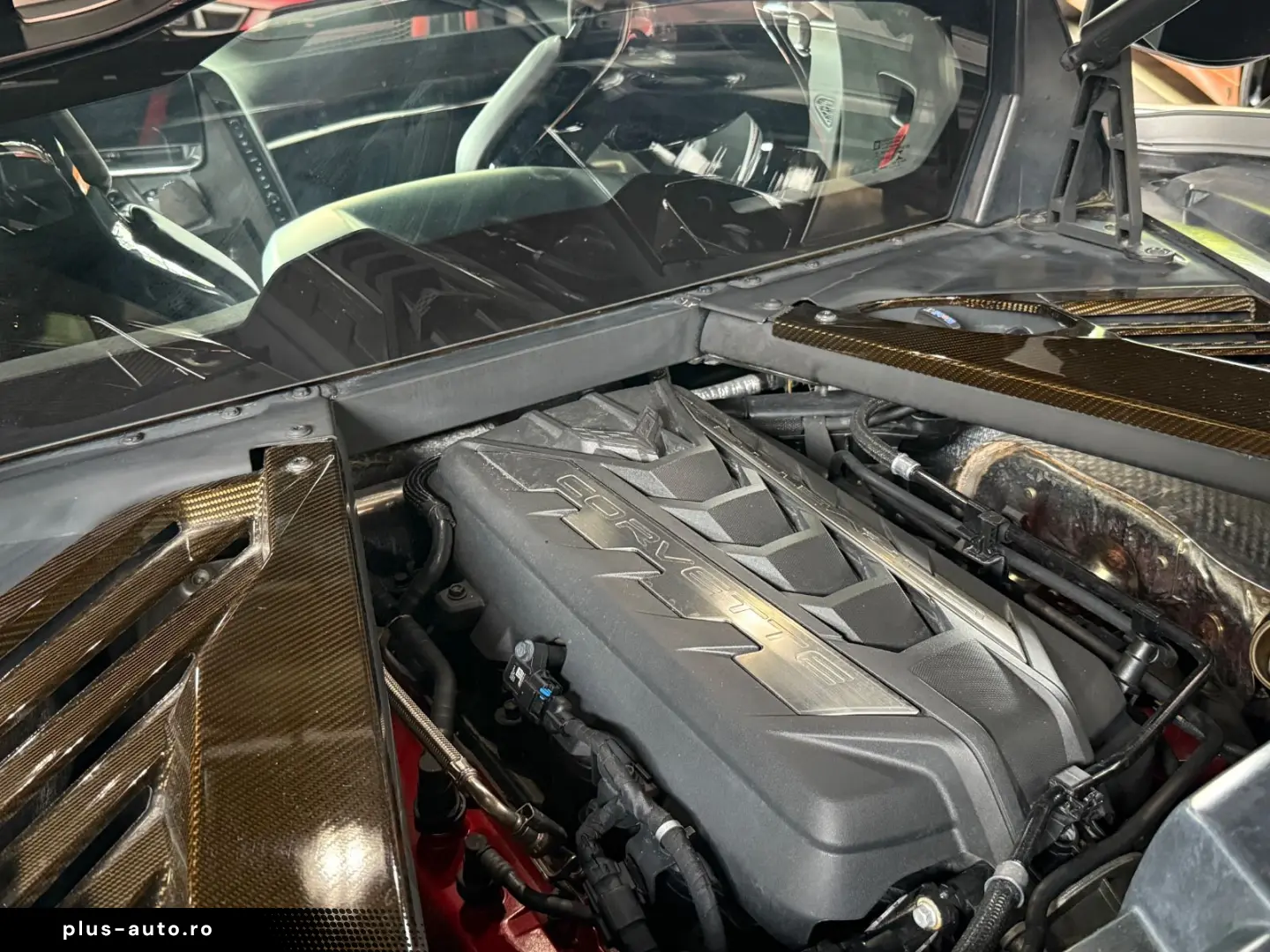 CORVETTE C8 Stingray Coupe Targa 3 LT  UNFALLFREI  17TKM