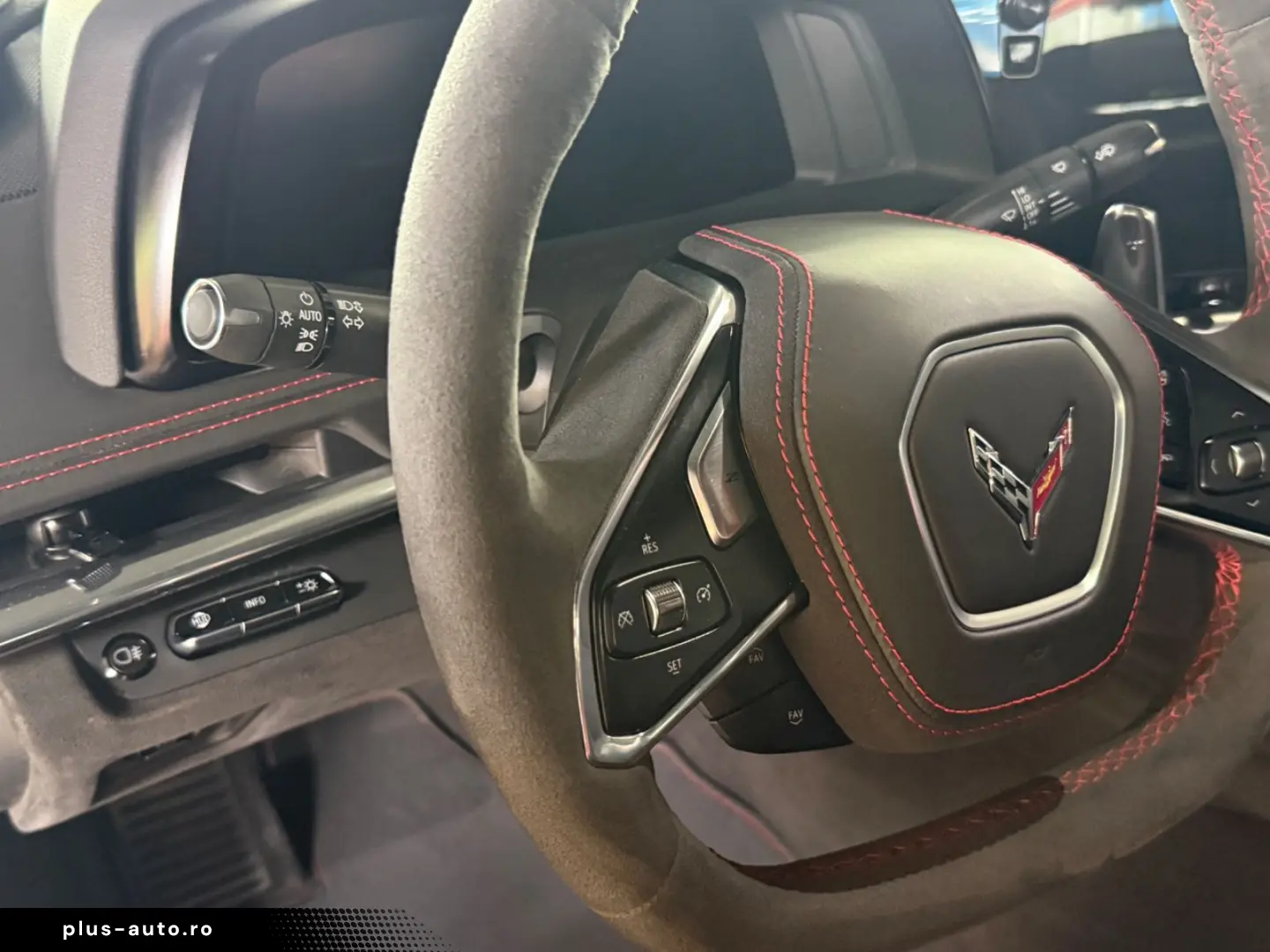 CORVETTE C8 Stingray Coupe Targa 3 LT  UNFALLFREI  17TKM