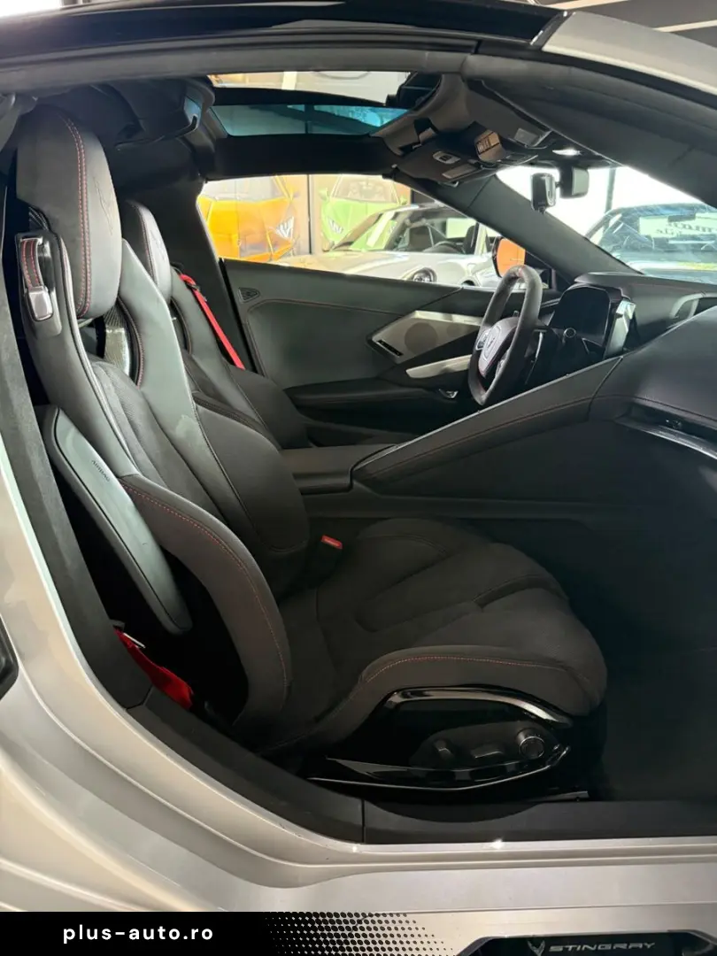 CORVETTE C8 Stingray Coupe Targa 3 LT  UNFALLFREI  17TKM