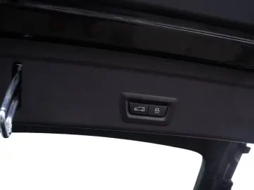 BMW X6 40d M-Sport Pro LUFT MASSAGE PANO-SKY AUX.HEAT