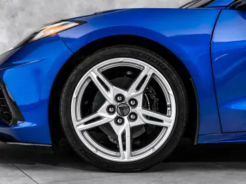 CORVETTE C8 Stingray BOSE