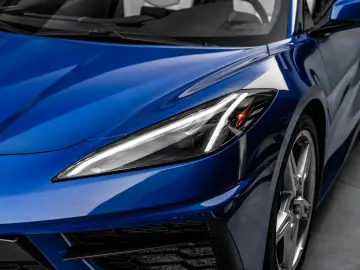 CORVETTE C8 Stingray BOSE