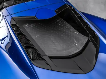 CORVETTE C8 Stingray BOSE