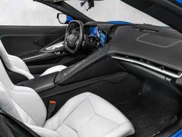 CORVETTE C8 Stingray BOSE