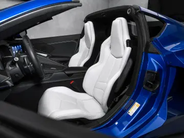 CORVETTE C8 Stingray BOSE