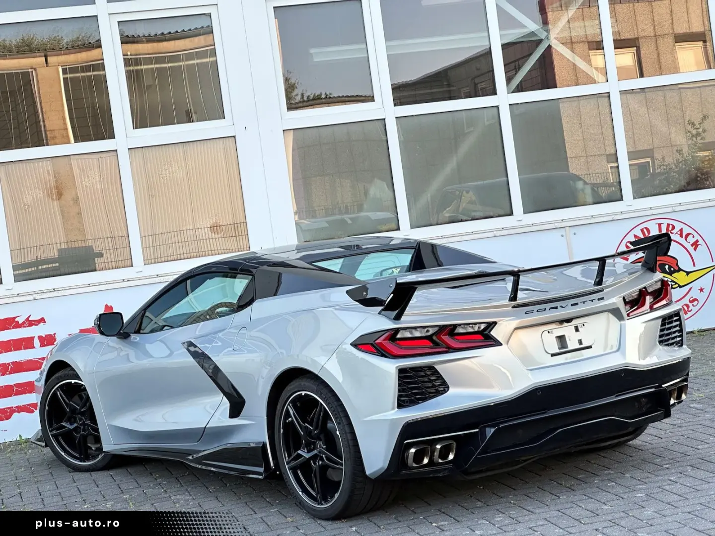 CORVETTE C8 Stingray Cabrio Bose Performance Exhaust