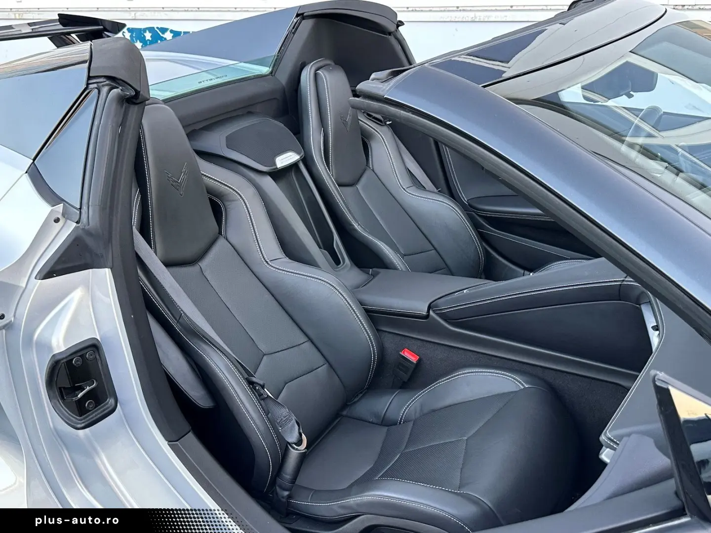 CORVETTE C8 Stingray Cabrio Bose Performance Exhaust
