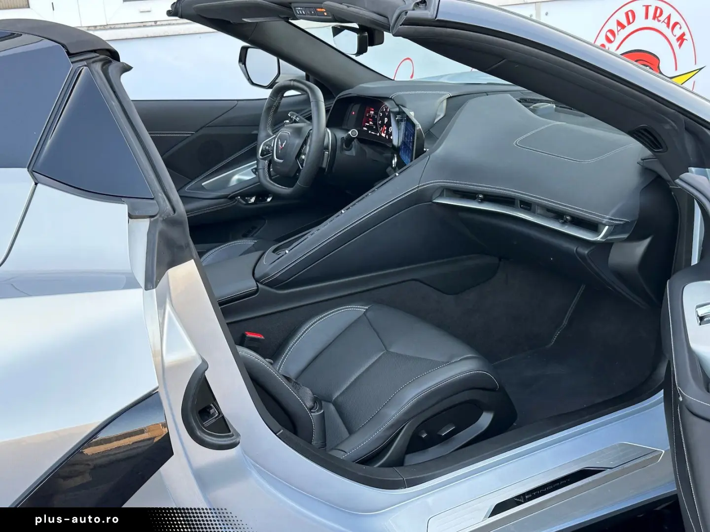 CORVETTE C8 Stingray Cabrio Bose Performance Exhaust