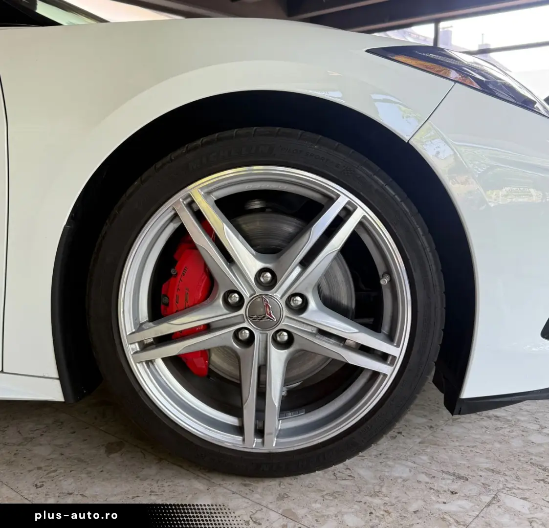 CORVETTE C8 6.2 V8 Stingray Cabrio  2LT  TOP ZUSTAND