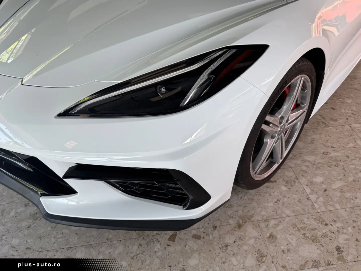 CORVETTE C8 6.2 V8 Stingray Cabrio  2LT  TOP ZUSTAND
