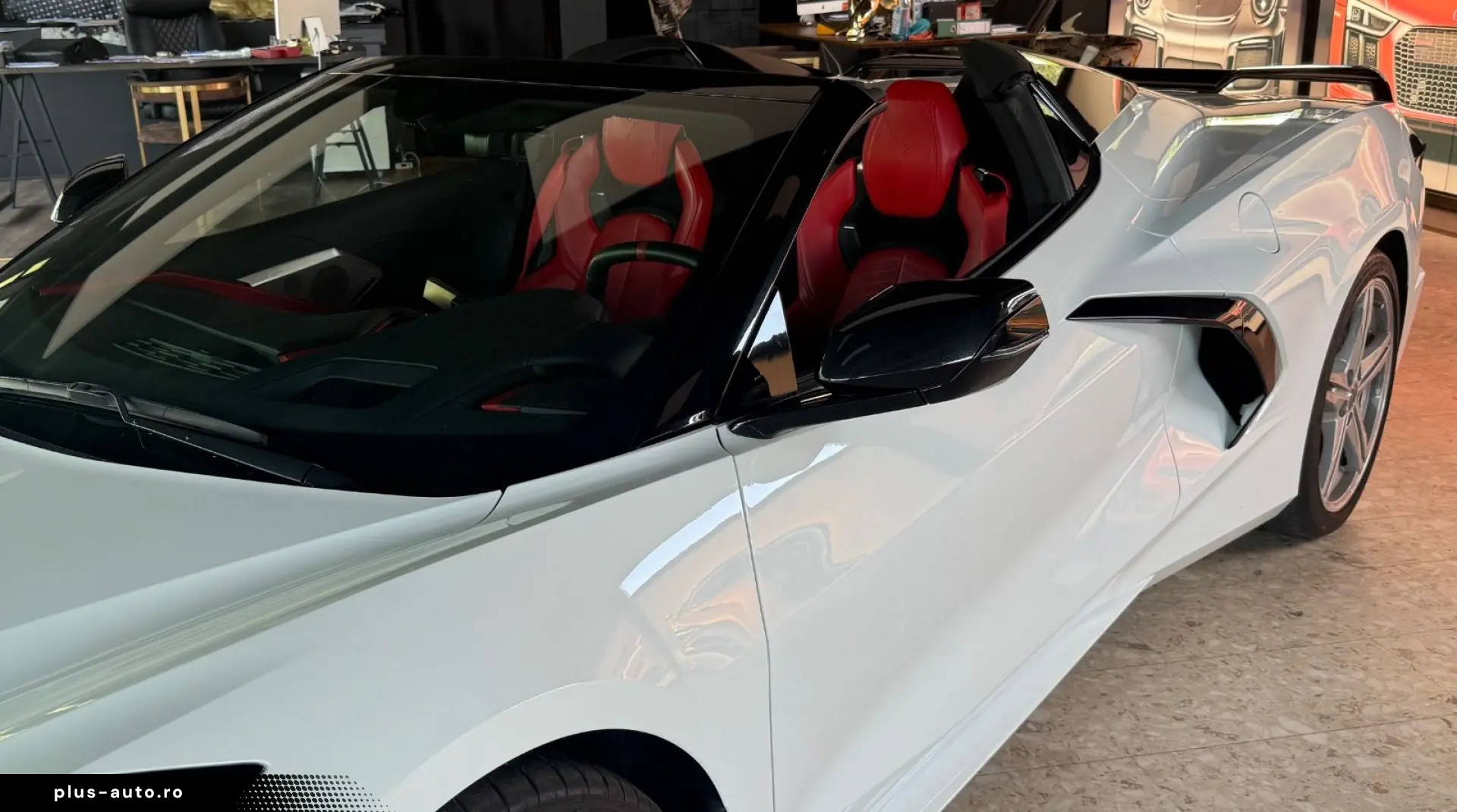 CORVETTE C8 6.2 V8 Stingray Cabrio  2LT  TOP ZUSTAND