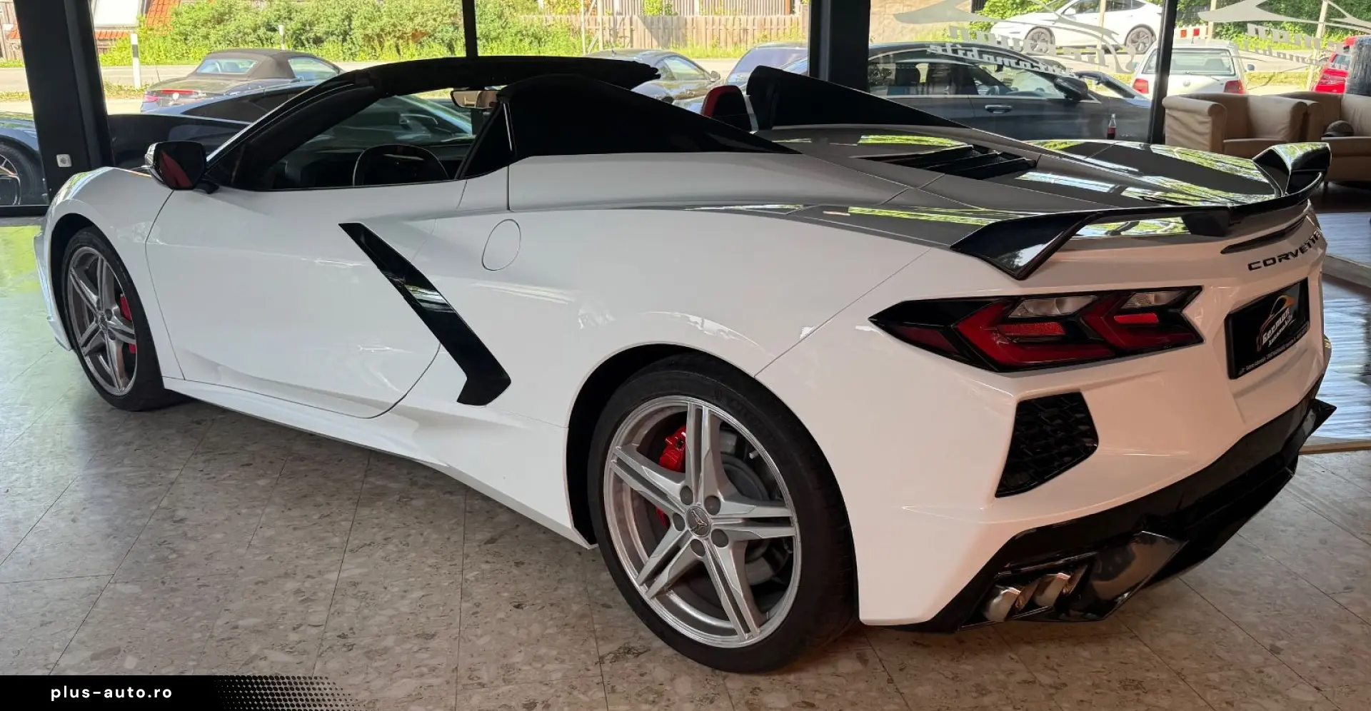 CORVETTE C8 6.2 V8 Stingray Cabrio  2LT  TOP ZUSTAND