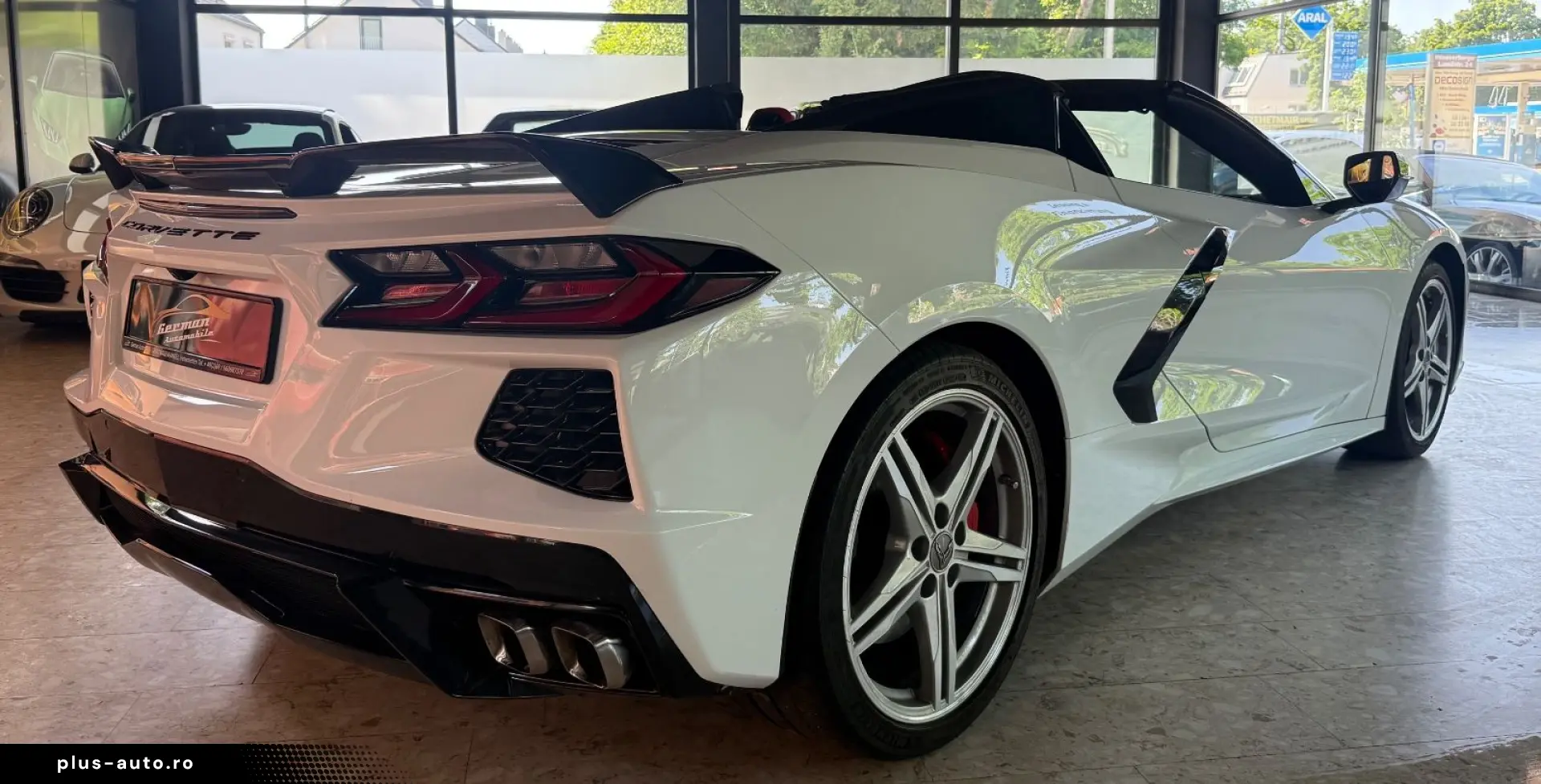 CORVETTE C8 6.2 V8 Stingray Cabrio  2LT  TOP ZUSTAND
