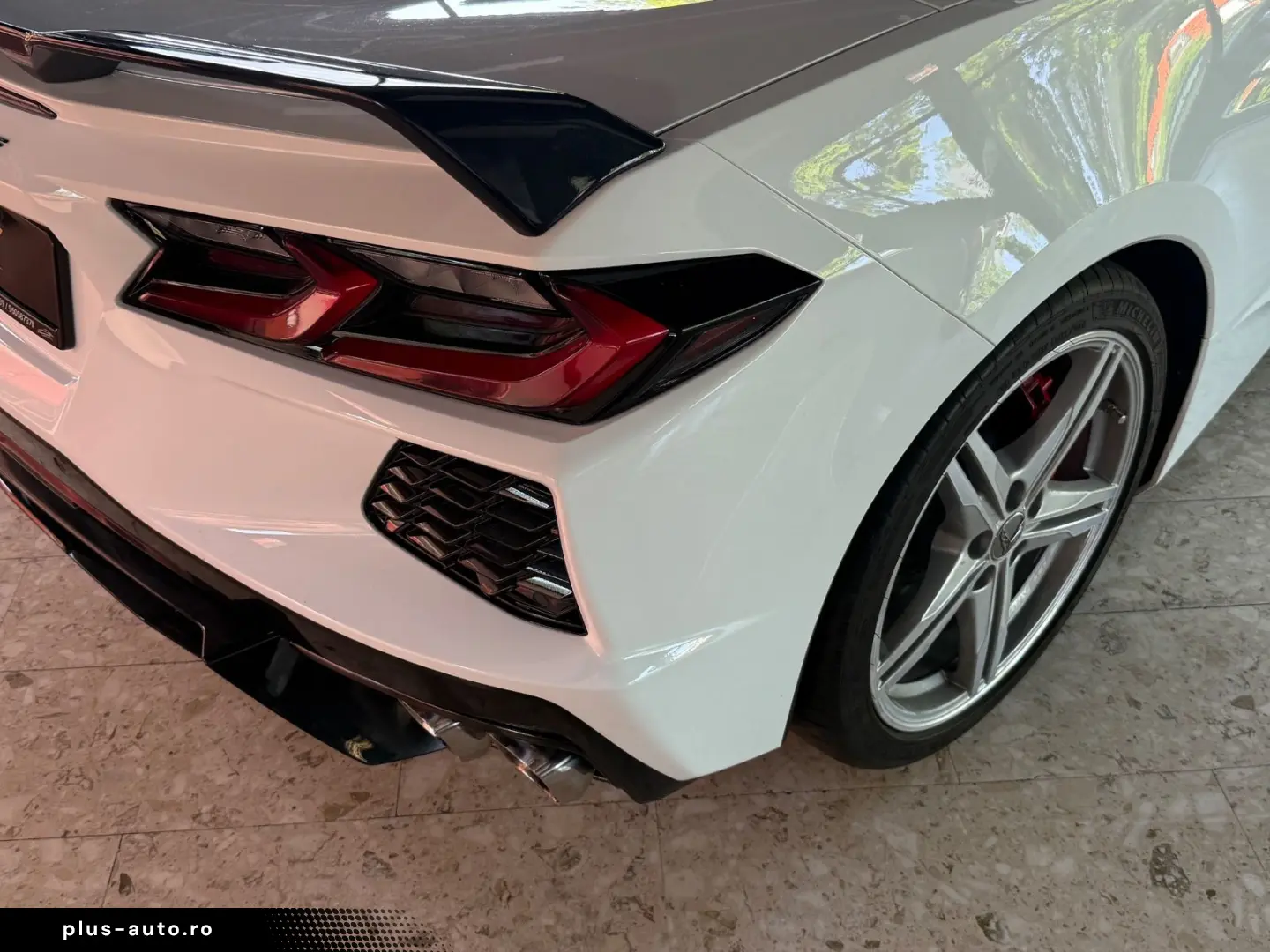 CORVETTE C8 6.2 V8 Stingray Cabrio  2LT  TOP ZUSTAND