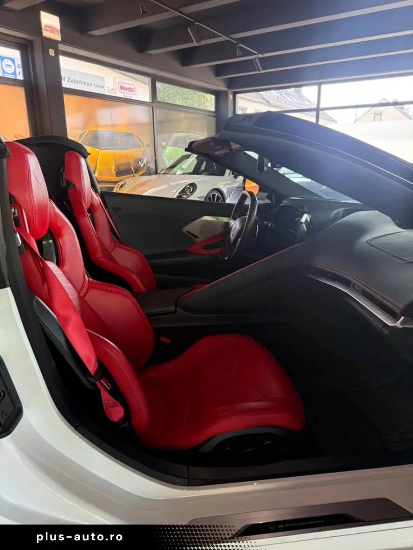 CORVETTE C8 6.2 V8 Stingray Cabrio  2LT  TOP ZUSTAND