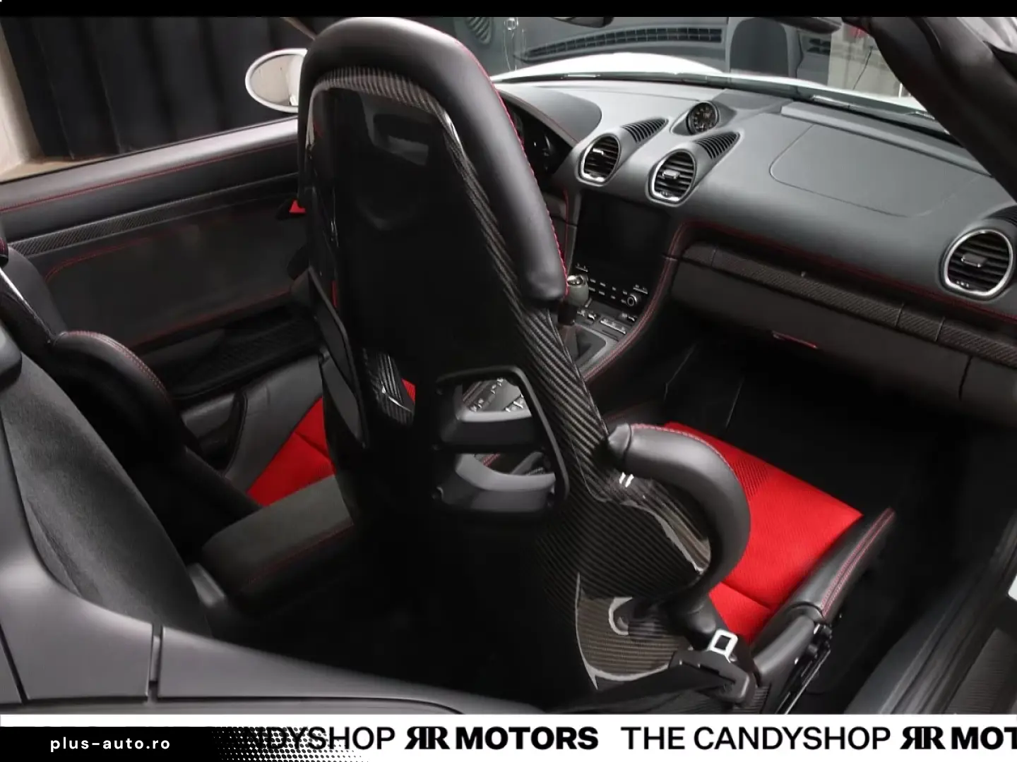 Porsche Cayman 718 Spyder