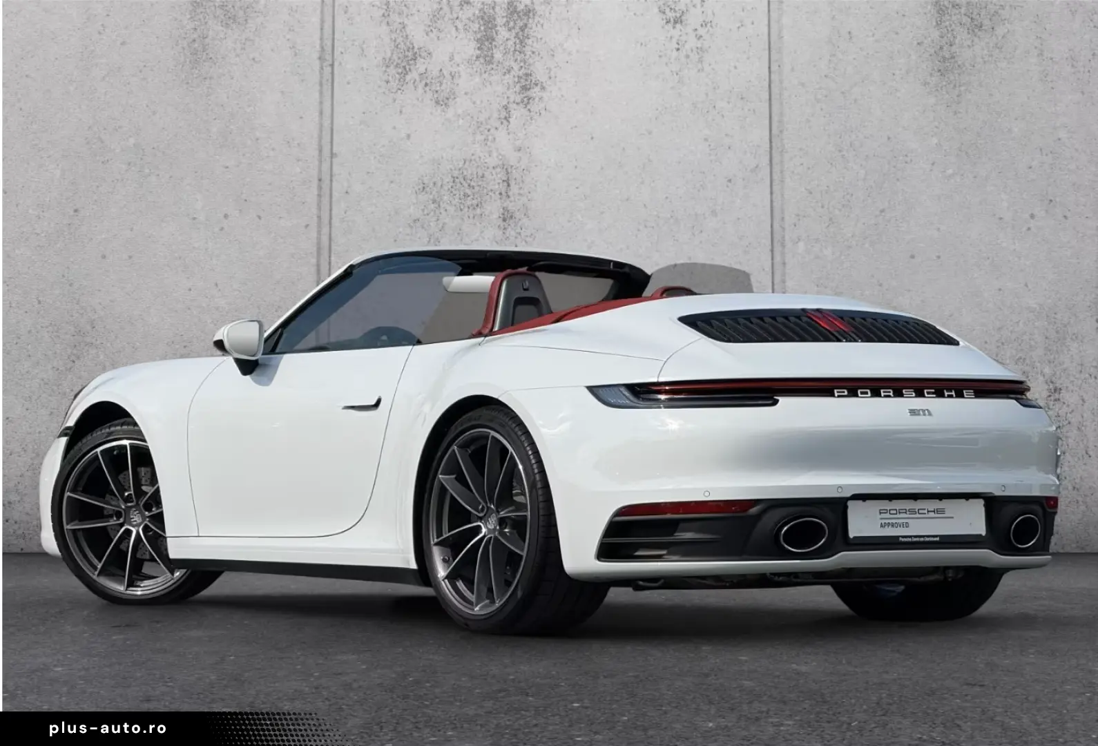 Porsche 992 911 Carrera Cabriolet Sportabgas