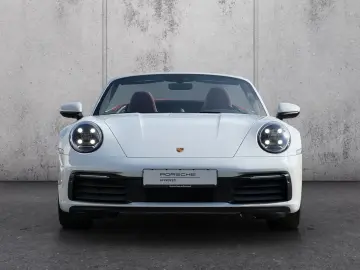 Porsche 992 911 Carrera Cabriolet Sportabgas