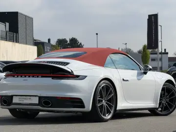 Porsche 992 911 Carrera Cabriolet Sportabgas
