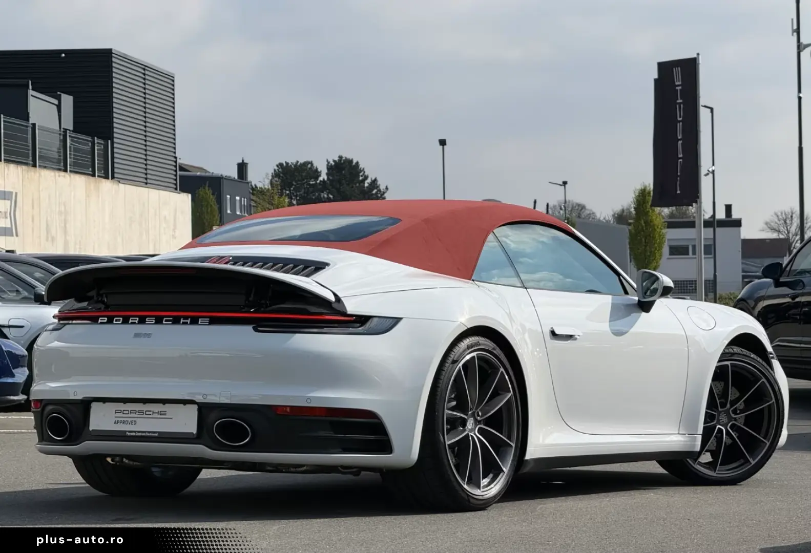 Porsche 992 911 Carrera Cabriolet Sportabgas