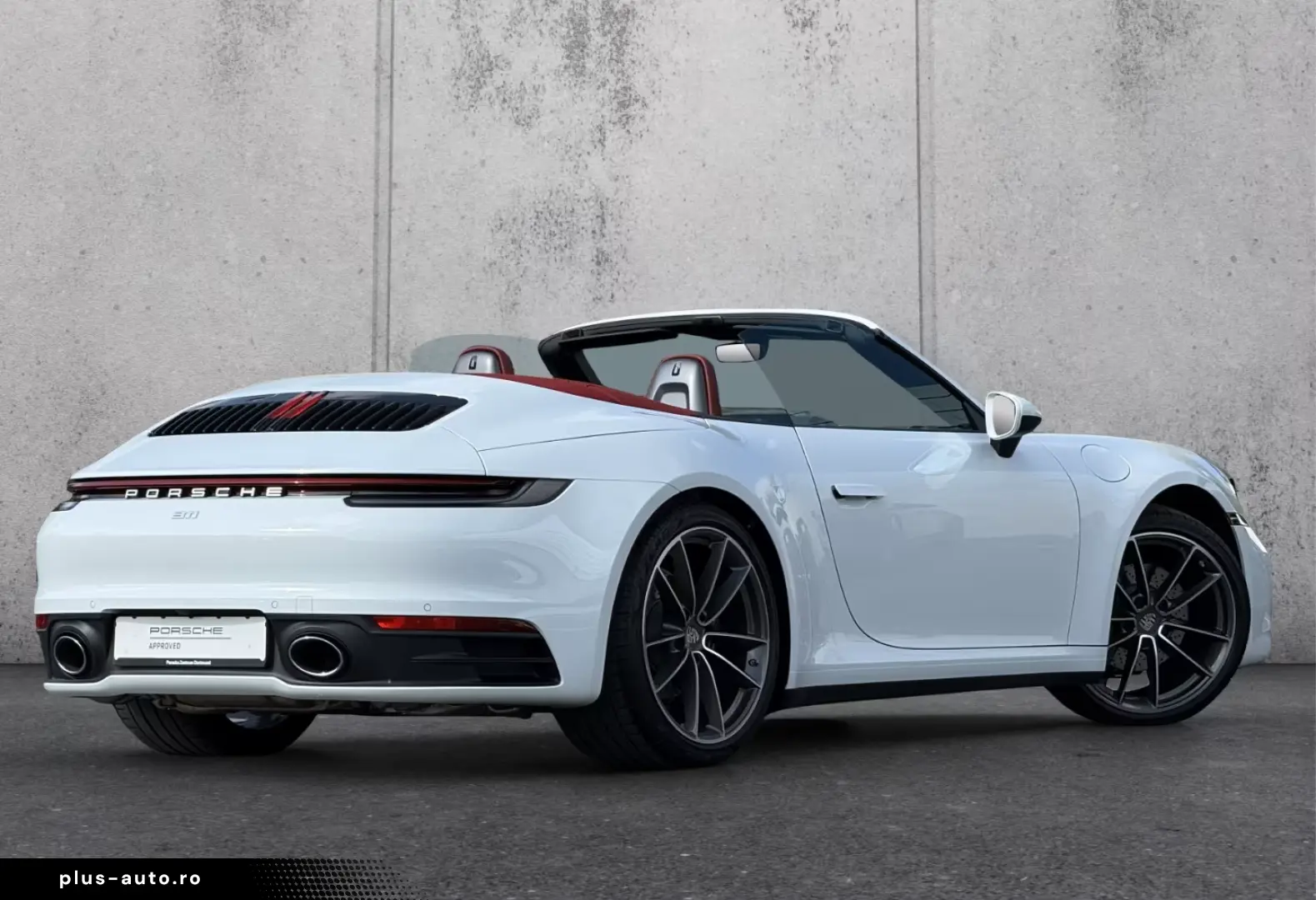 Porsche 992 911 Carrera Cabriolet Sportabgas